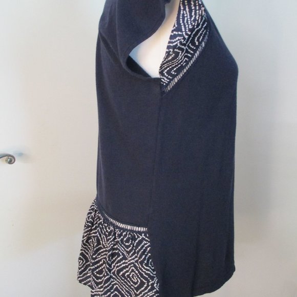 LOFT Navy Blue Tee Shirt Geometric Printed Cap Sleeves and Back Peplum Size SP - Picture 4 of 11